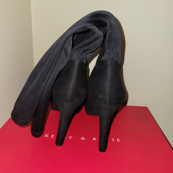 Black, zip-up, suede, high heel, knee boots - Picture 3 of 4